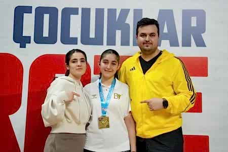 YENİDEN TÜRKİYE ŞAMPİYONLUĞU!